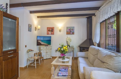 Urbanizacion el Rosario Apartment | Holiday Apartment "Las Yukas" close to the Beach with Wi-Fi, Garden & Terrace