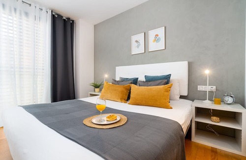 el Fort Pienc Apartment | Cozy 1-Bedroom Apartment Near Sagrada Familia and Monumental