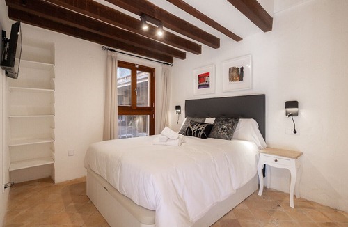 Cort Apartment | VINTAGE PALMA PALACE (SUPERIOR 4) by Priority