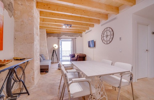 Cort Apartment | VINTAGE PALMA PALACE (SUPERIOR 3) by Priority