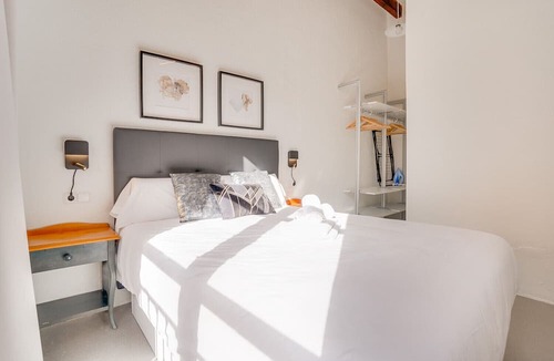Cort Apartment | VINTAGE PALMA PALACE (SUPERIOR 5) by Priority