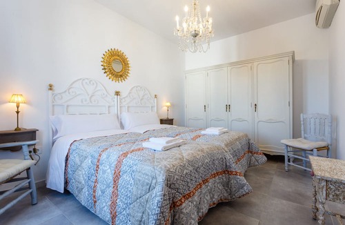 Old Town Apartment | El Balcon de MORET by Cadiz4Rentals