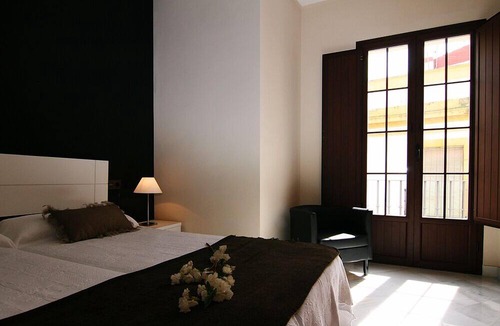 Alameda Apartment | L3.1 Bedroom Apartment/Balcony/WIFI/Climate control/Kitchen in Casco Histórico