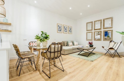 Sol Apartment | Sol VI: Modern Apartment Steps from Puerta del Sol