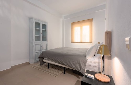 Estepona Apartment | Apartment 'Vivienda Casares' with Wi-Fi and Air Conditioning