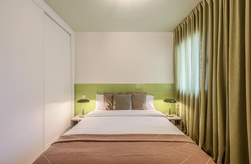 Puerta del Angel Apartment | Modern apartment near the Royal Palace 07