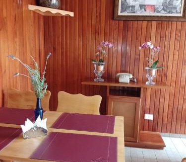 Jardim Andira Hotel | Hospedagem Virginia Bracelli