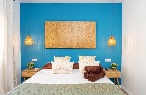 Sant Adria de Besos Apartment | Bright Renovated 2BR- Balcony- Beach 10' Walk - Barcelona 25' Train