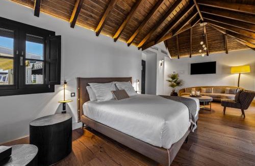 Marbella City Centre Hotel | VILLTAK La Maison Hotel - Adults Only Recommended