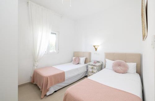 Cartama House | Riad Paraíso en plena naturaleza con piscina privada en Málaga