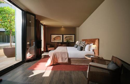 La Llotja-Born Hotel | Can Alomar Hotel