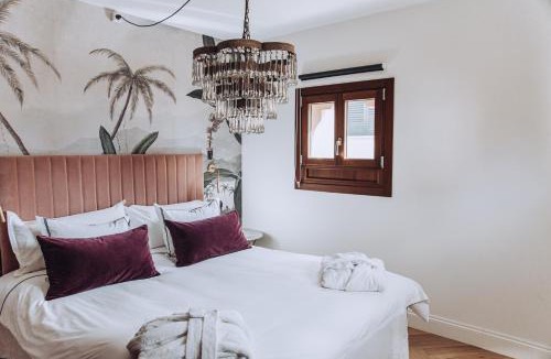 La Llotja-Born Apartment | Ocho Suites & Kitchen