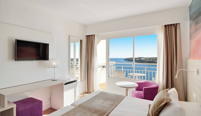 Bahia Principe Escape Coral Playa – Adults Only 16+