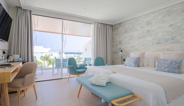 Hotel Lava Beach