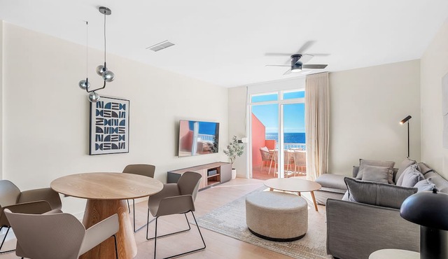 Luxury Beachfront Duplex – Terrace in Radazul