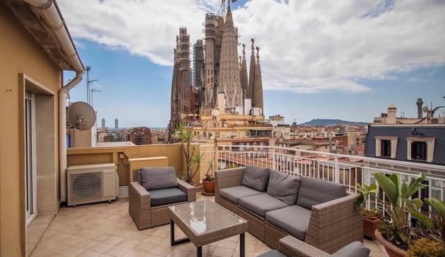 A1mar1023 Breathtaking rooftop in Sagrada Familia