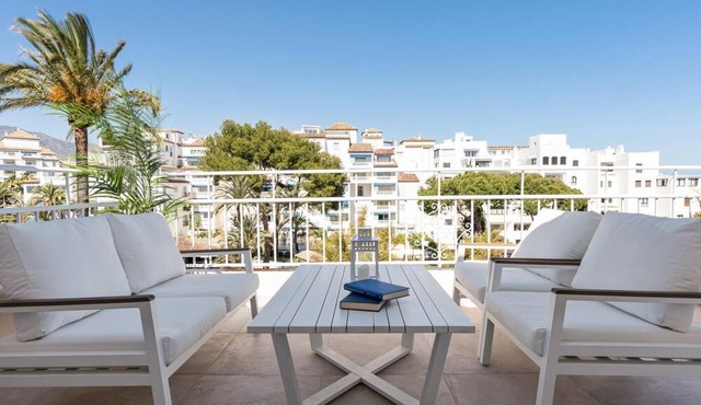 Penthouse in Andalucía del Mar for 4 people | ADM 2-403