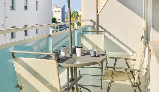 Beach front apartment in Orihuela Costa with WiFi