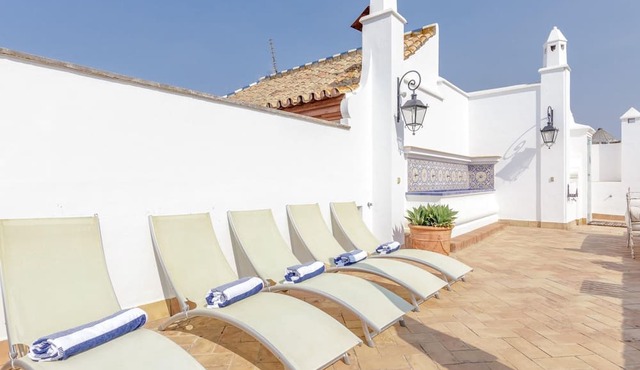 Sleep in a 17th century stately palace home and celebrate Seville in stye