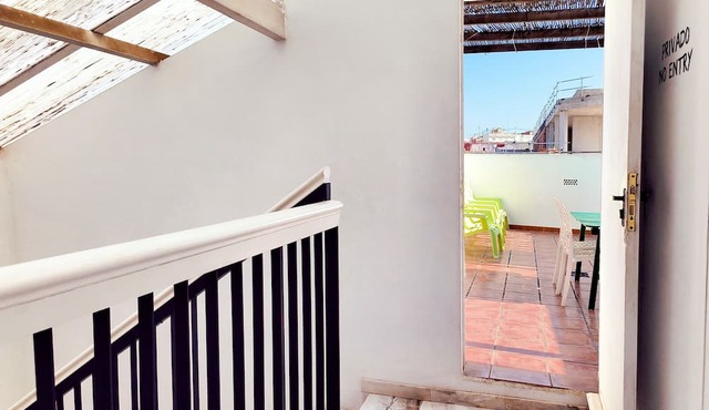 Flats Friends Torres Quart 1 bedroom with terrace
