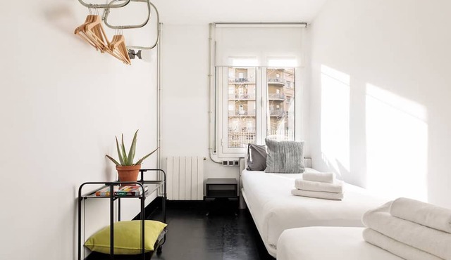 Eulalias Lodges Barcelona