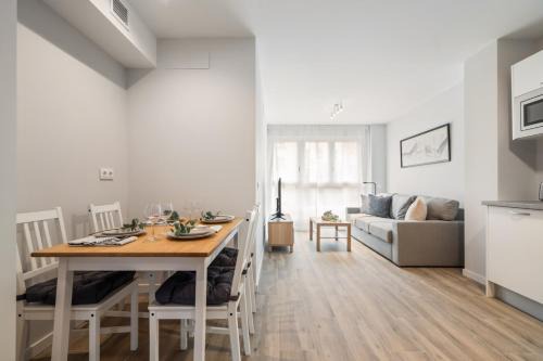 Accessible flat near the Toledo Bridge - 3B