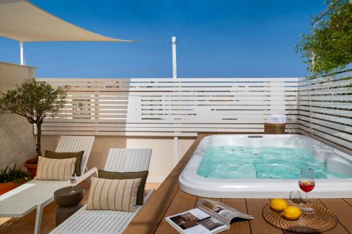 Alameda 1851 - Terrace and jacuzzi