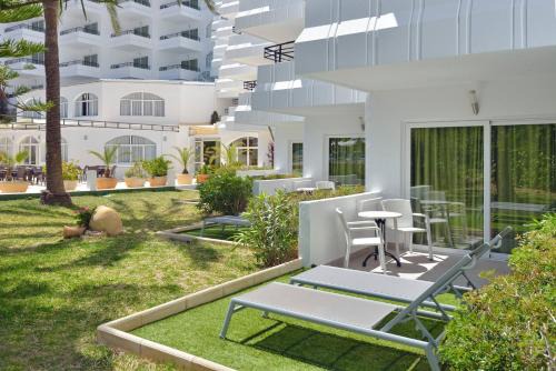 SOL by Meliá Lunamar Palmanova Apartamentos - Adults Only