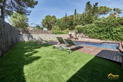 Casa con Piscina Privada, Barbacoa y Sala Juegos, Creixell