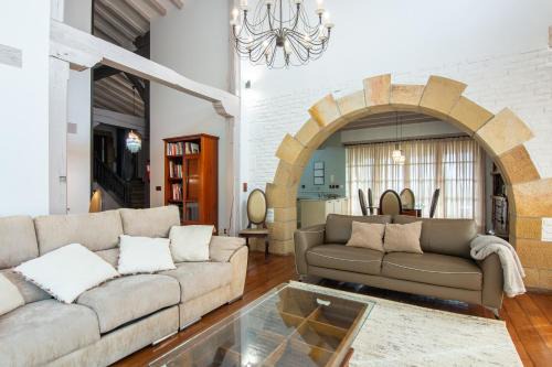 Luxury Villa Esmeralda